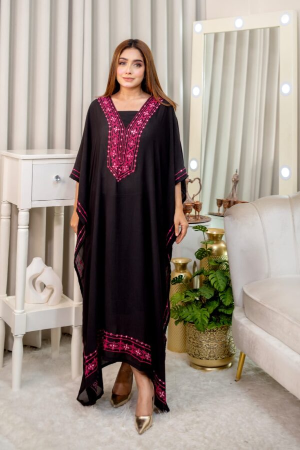 Kaftan Jorjhet Embroidery-black